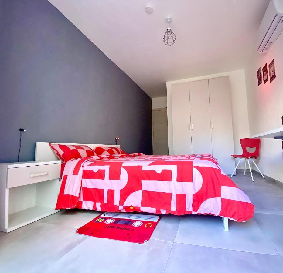Central Private En-Suite With Balcony In Shared Residence Pietà Kültér fotó